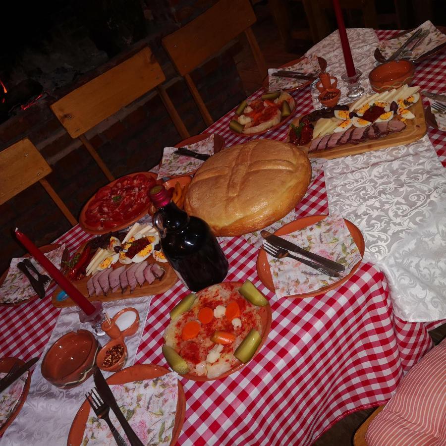 Hotel Etno Konak Angela à Kalna Extérieur photo
